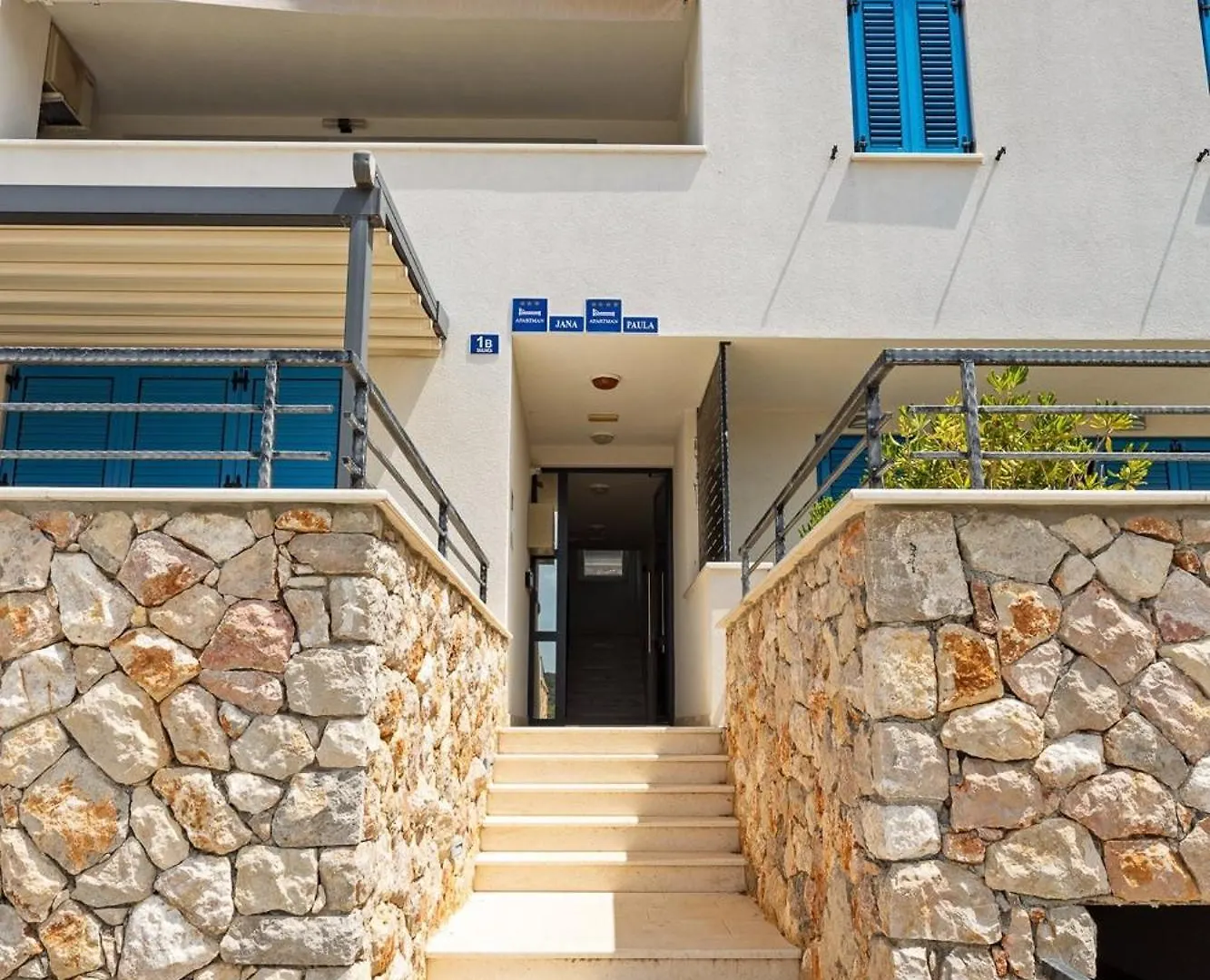 Apartments Jana & Paula Cres