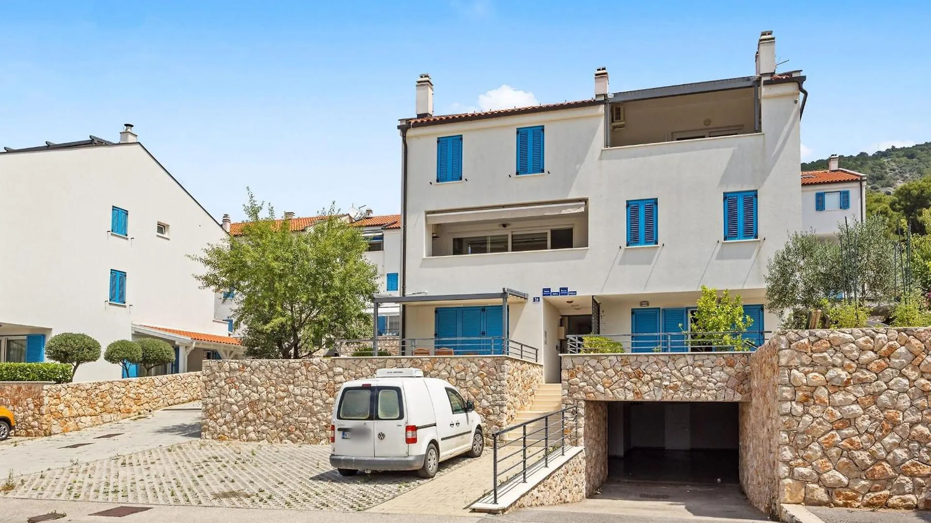 Apartments Jana & Paula Cres 0*,  Croatia